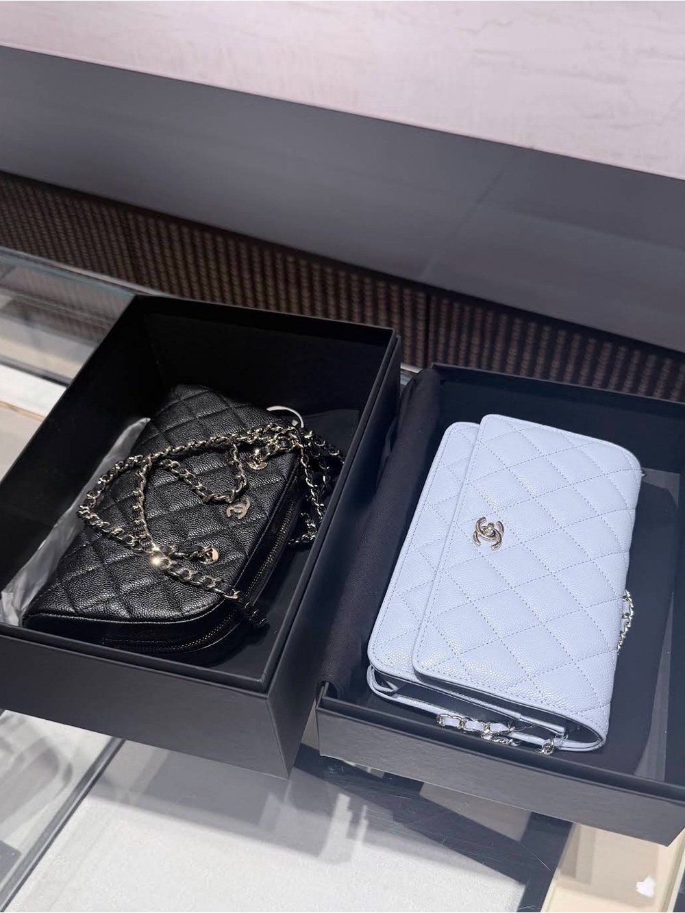 Chanel wallet on chain